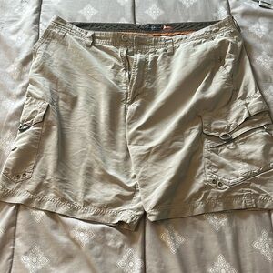 QUIKSILVER Khaki Cargo Shorts Adult 38Multi Pockets Flat Front Surf Beach Men